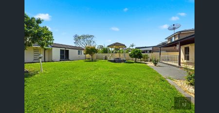 A well-located home in Revesby close to amenities and transport - Photo 3