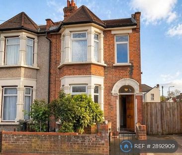 3 bedroom end of terrace house to rent - Photo 1