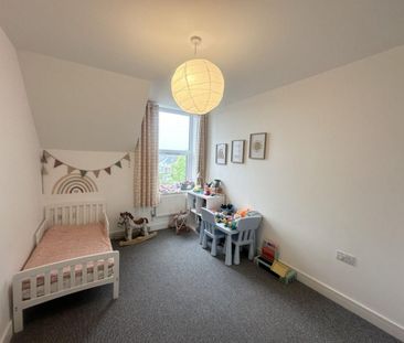 3 bedroom apartment to rent - Photo 4