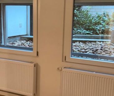 Vermiete 2/3 Zimmer Wohnung - Photo 2