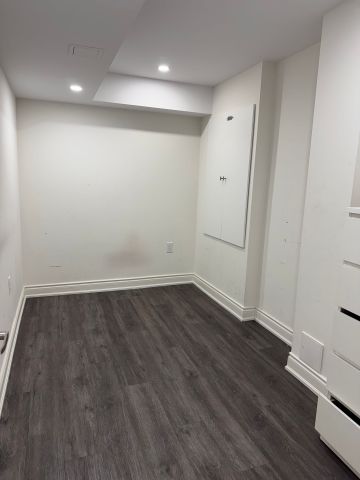 For Lease - 25 Banner Elk Street, Brampton, Ontario - Photo 2