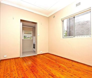 Spacious 1 Bedroom Apartment! - Photo 3