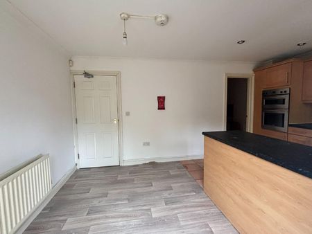 Huntington Court, Wellesbourne - Photo 2