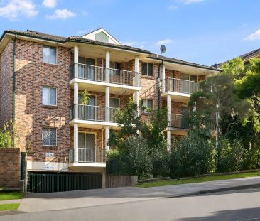 Spacious Two-Bedroom Apartment with Balcony & Two Car Spaces - Photo 5