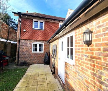 2 bedroom semi-detached house to rent - Photo 1