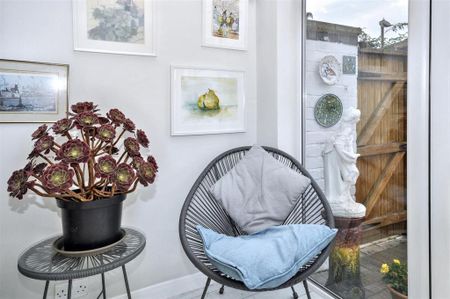 2 bedroom house to rent - Photo 2