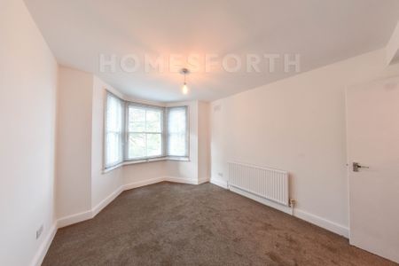 3 Bedroom Flat - Photo 4