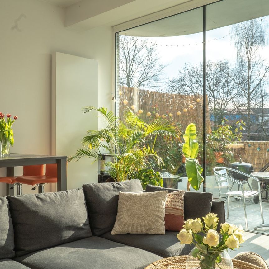 Éenslaapkamerappartement met autostaanplaats en berging! - Foto 1