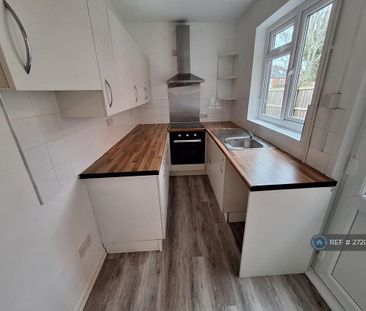 2 bedroom terraced house to rent - Photo 2