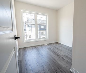 For Lease - 19 Bavin Street, Clarington, Ontario - Photo 4