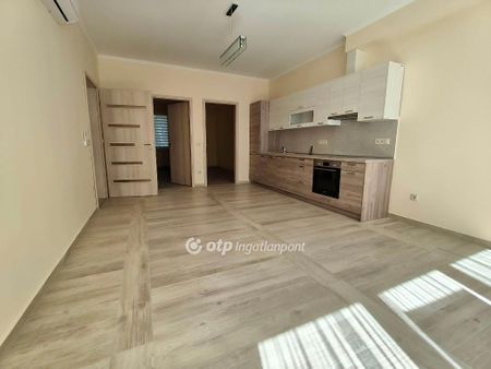 Központ, Tolna, 7100, Szekszárd - Fotó 5