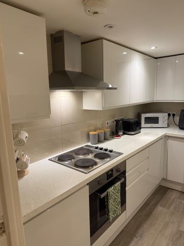 1 Bed Flat, Church Street, NW8 - Photo 4