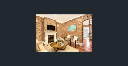 Inviting Victorian terrace in top location - Photo 2