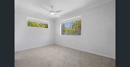 Freshly Renovated & Ready to Call Home - Photo 4