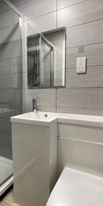 Studio Flat, Charndon Close, RG2 - Photo 4