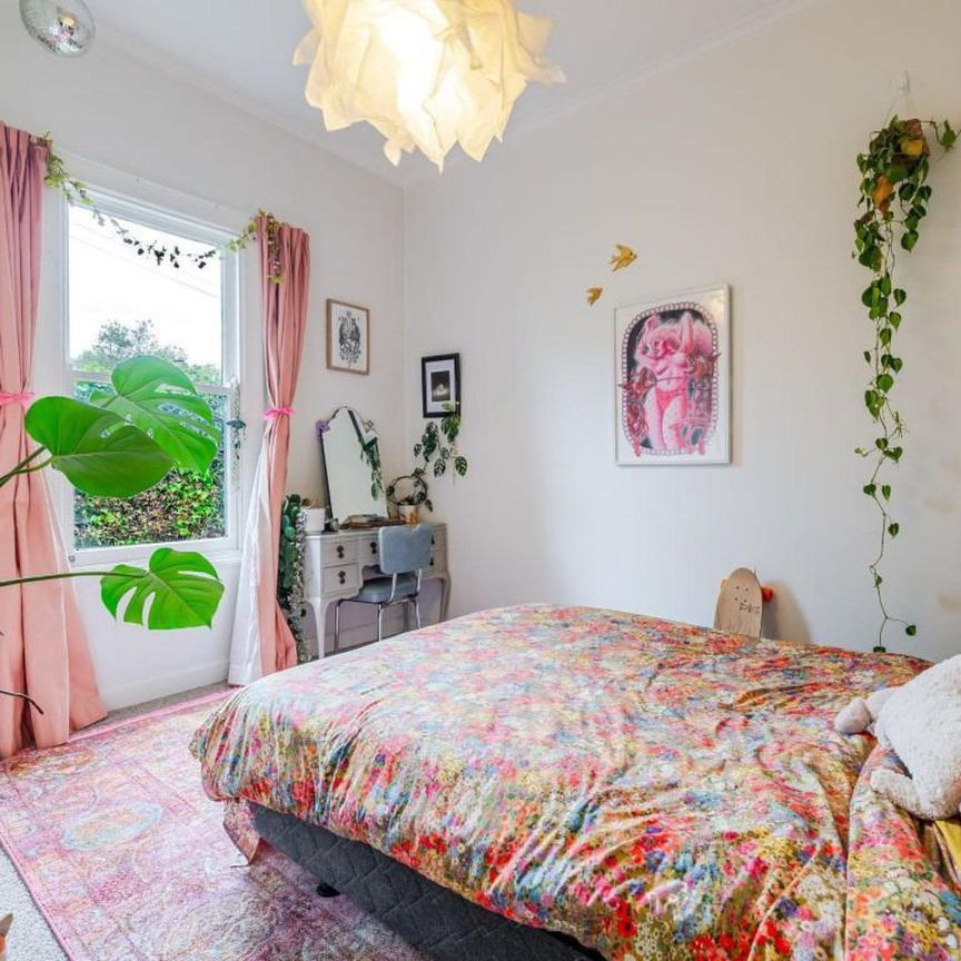 Spacious four bedroom home in a prime location - Photo 1