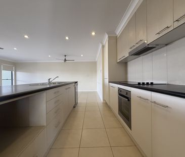 MODERN 3 BEDROOM HOME IN BURDELL - Photo 1