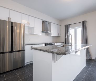 For Lease - 14 Scenic Ridge Gate, Brant, Ontario - Photo 2