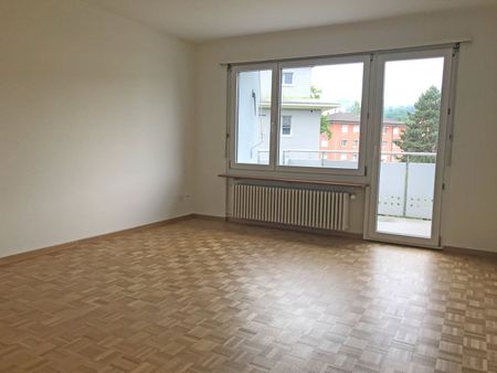 3-Zimmer-Wohnung in Dietikon - ruhig & zentral nahe Bahnhof - Photo 2