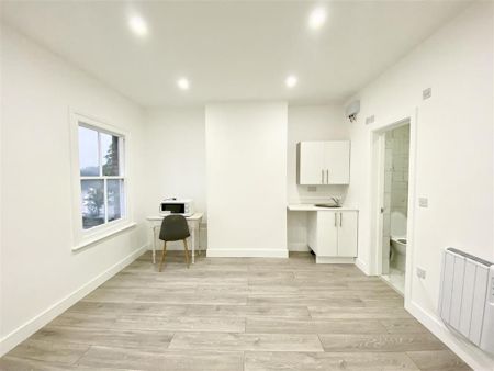 House share to rent - Photo 3