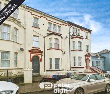 2 bedroom flat to rent - Photo 3