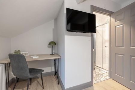 Room 6, 300 Beersbridge Road, Belfast, BT5 5DY - Photo 5