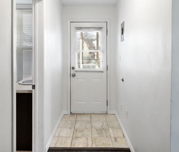 For Lease - 56 YARMOUTH Street Unit# A, Guelph, Ontario - Photo 2