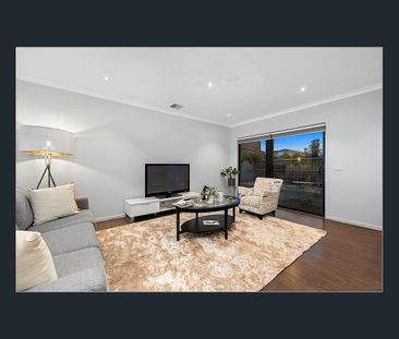Stylish Family Living in a Prime Williams Landing Location - Photo 2