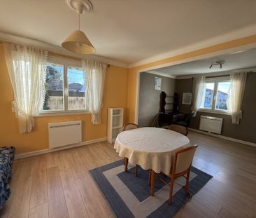 Location Appartement 2 pièces 53m² TARBES 65000 - Photo 3