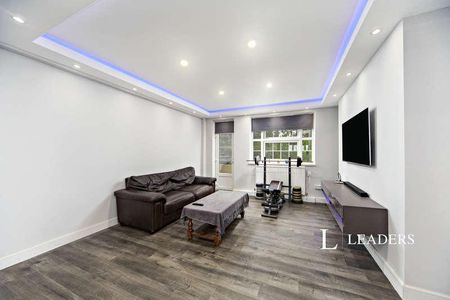 Glebe Court, Mitcham, CR4 - Photo 3