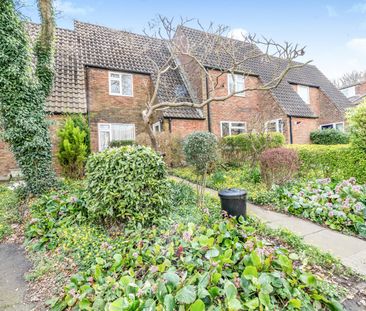 4 bedroom house to rent Croft Mead, Chichester, PO19 - Photo 6