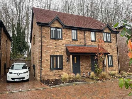 Oakleigh Grove, Cliffe Woods, Rochester, ME3 - Photo 5