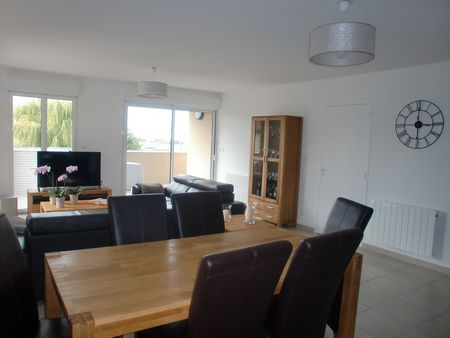 Location Appartement 3 pièces 87m² CRIEL SUR MER 76910 - Photo 2