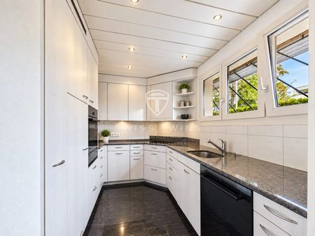 5-Zimmer-Einfamilienhaus mit sonnigem Garten, Cheminée und 4 Parkplätzen in Kleindöttingen - Foto 2