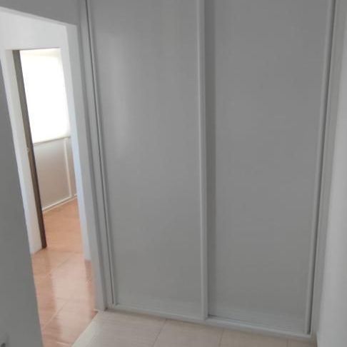 Apartamento de alquiler en Calle de la Cruz, 30, Manantiales - Estación de Autobuses - Photo 1