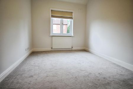 2 bedroom terraced house to rent - Photo 3