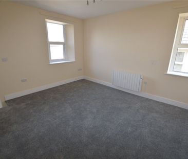 1 Bed Property To Rent - Photo 2