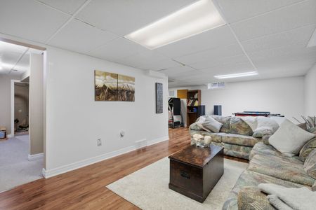 For Lease - 12 Arbour Glen Drive, St. Catharines, Ontario - Photo 3