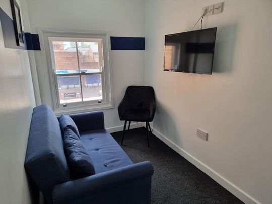 2 bedroom apartment to rent - Photo 1