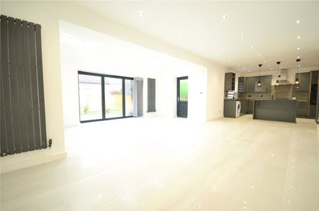 Marton Avenue, Didsbury, Manchester, Greater Manchester, M20 5LN - Photo 2