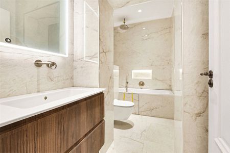 Stunning Three Bedroom Arcitectually Designed Apartment on Westbourne Terrace - Photo 4