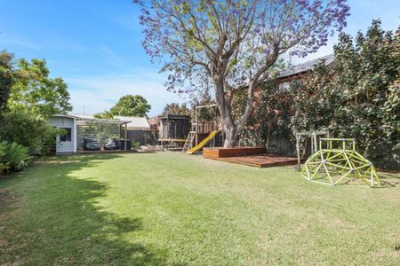 A GORGEOUS HOME!! - Photo 4