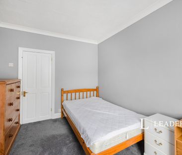3 bedroom house to rent Grayshott Road, PO4 - Photo 6