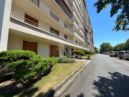 Location Appartement 2 pièces 55m² - Photo 3