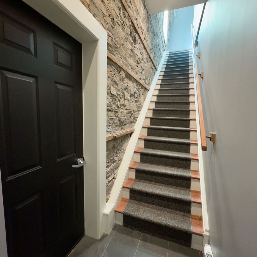 For Lease - 330 Victoria Street Unit# 4, Tweed, Ontario - Photo 1