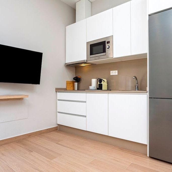 Calle Trinidad Grund, Málaga, Andalusia 29001 - Photo 1