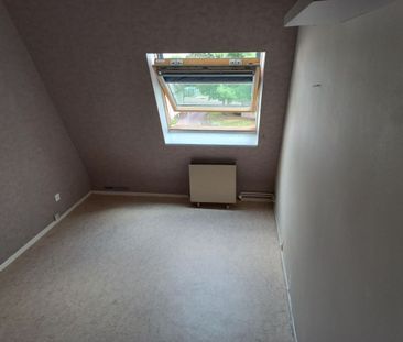 Bel appartement T2 Mezzanine dans cadre verdoyant à Clamecy - Photo 6