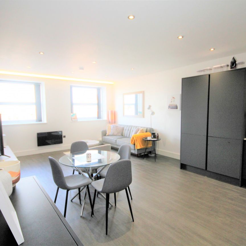 Buckingham House, 4 Glovers Court, Preston - Photo 1