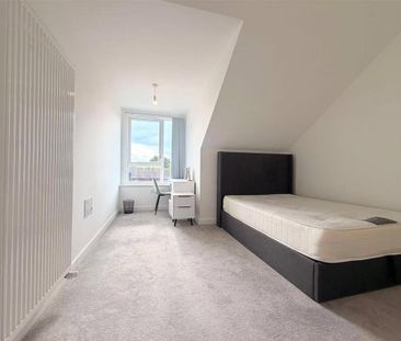 3 bedroom terraced house to rent - Photo 6