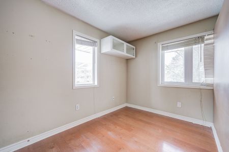For Lease - 101 Bristol Road Unit# 213, Mississauga, Ontario - Photo 2